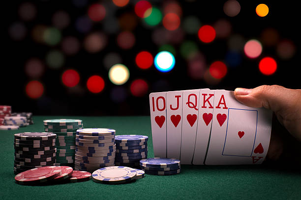 Phá Sảnh Là Gì Trong Poker? Mẹo Sử Dụng Thùng Phá Sảnh