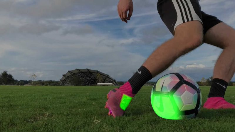 Kỹ thuật chuyền bóng hiệu quả trong bóng đá