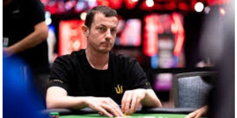 Phân tích phong cách chơi Poker mạo hiểm và kỹ thuật Bluff của Tom Dwan